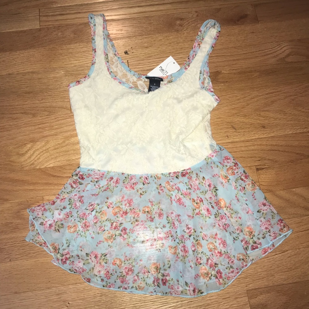 Floral lace tank blouse